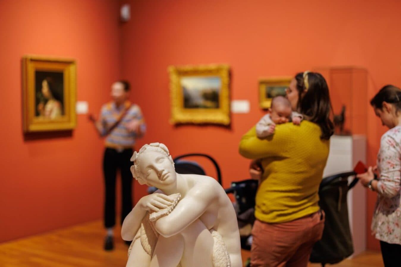 Parents & bébés au musée