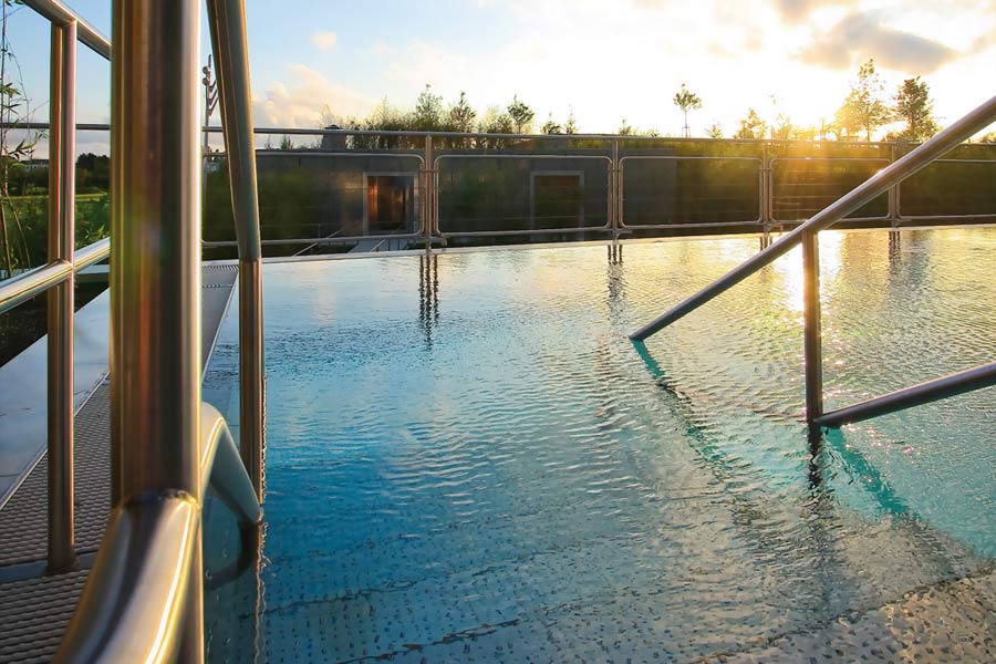 Kideaz Les Thermes Piscine Et Centre Aquatique Pour Petits Et