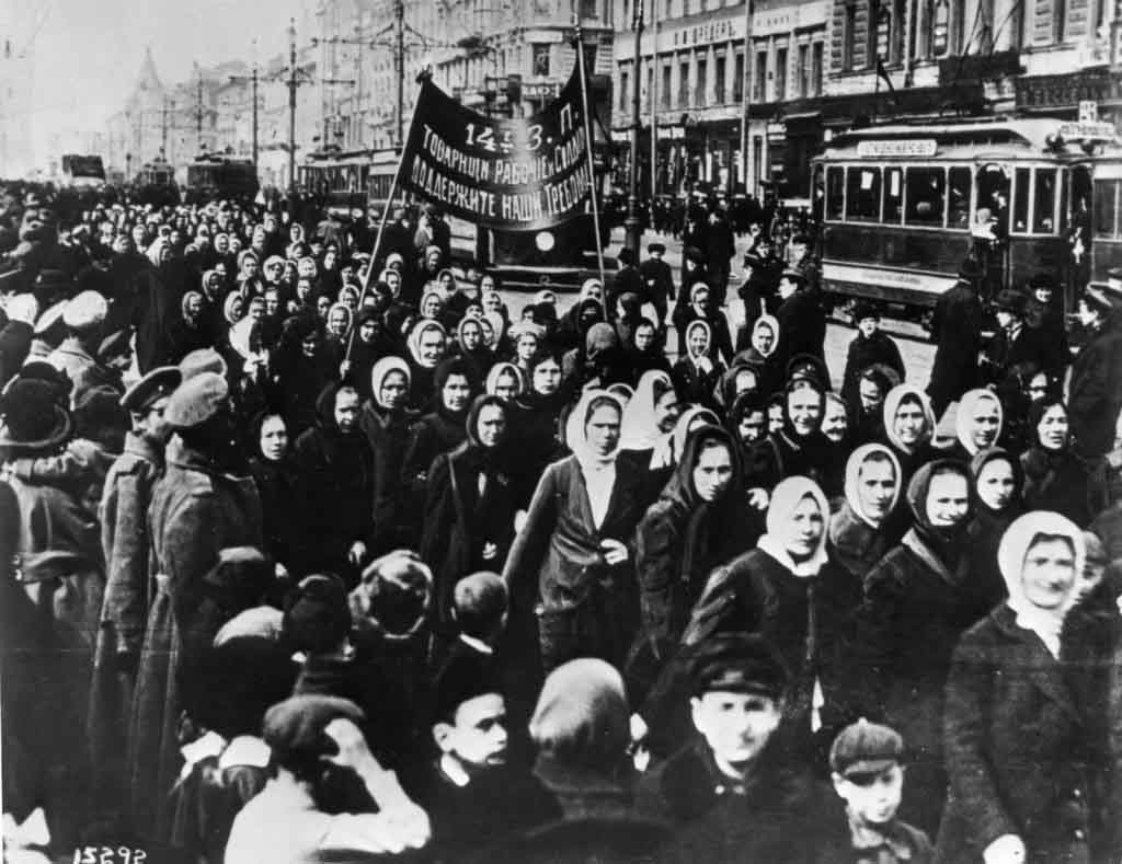 1917 International Womens Day   Petrograd 1024x789