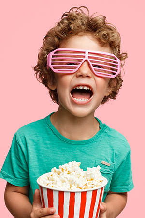 kideaz enfant cinema popcorn verticale