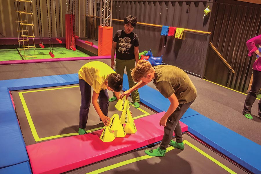 kideaz jumpbox contern luxembourg enfants trampoline parc
