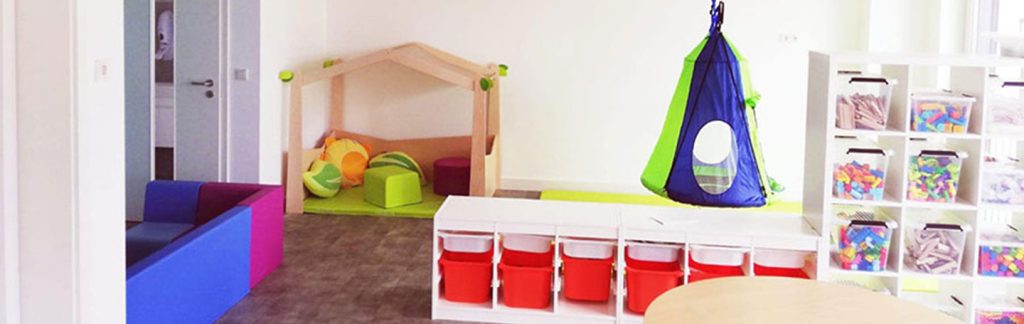 kideaz copyright creche babybird bascharage cover
