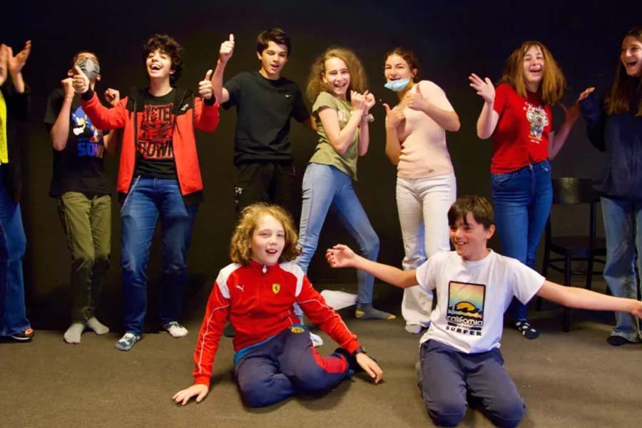 kideaz copyright ecole de theatre stage