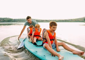 kideaz meilleures activites aquatiques luxembourg enfants famille paddle