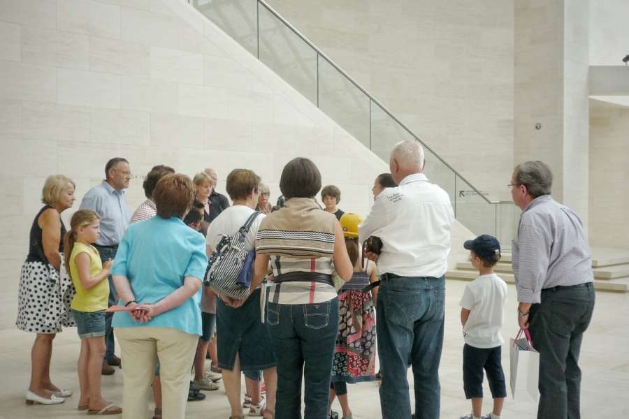 kideaz copyright mudam  visite pour enfants avec mamie et papi