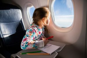 kideaz copyright vifa magazine article 10 astuces pour occuper votre enfant dans les transports