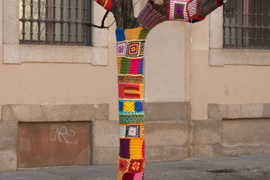 kideaz copyright event  atelier crochet guerilla knitting