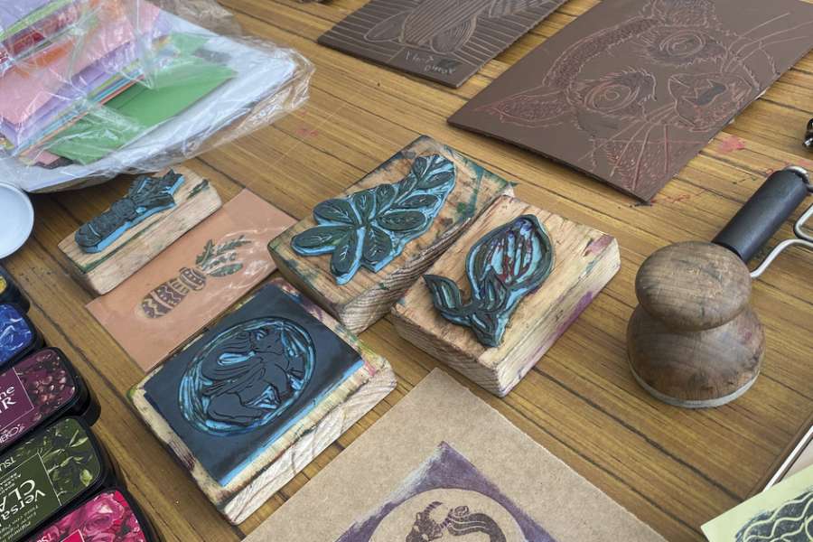 kideaz copyright event aalt stadhaus  initiation la gravure sur gomme