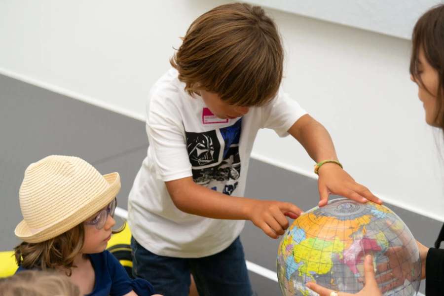 kideaz copyright event centre pompidou metz  quelle est notre histoire 1