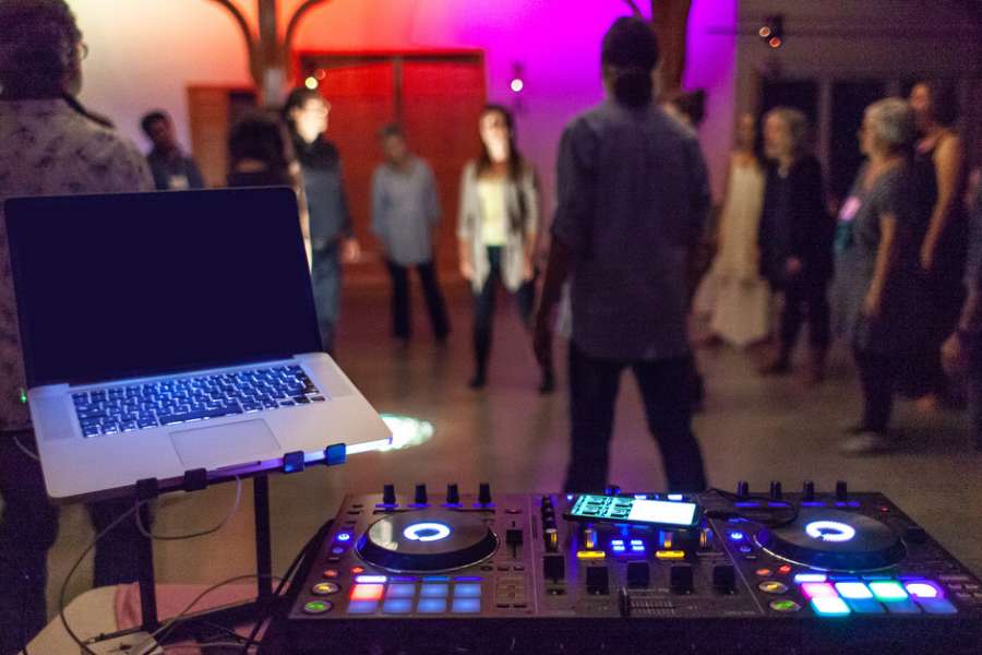 kideaz copyright event mierscher theater  zempia pile ou face