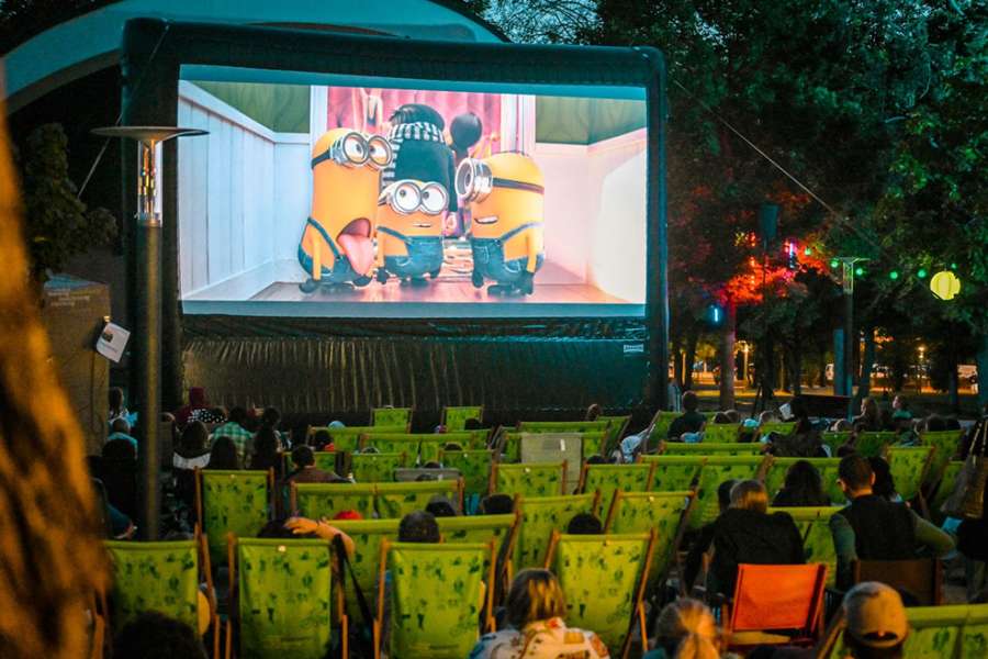 kideaz copyright event  jakinospark open air kino