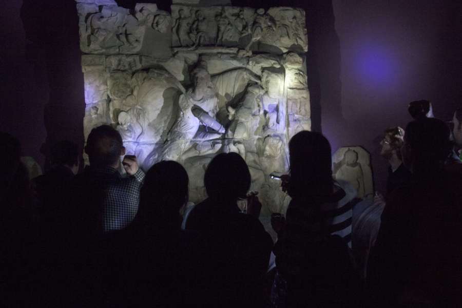 kideaz copyright event musee de la cour dor  visite a la lampe torche