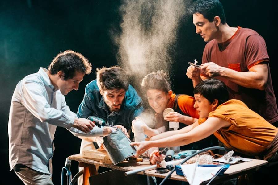 kideaz copyright event ariston escher theater  frantz