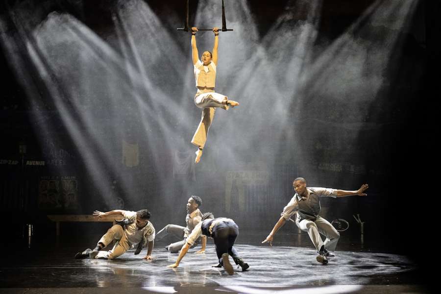 kideaz copyright event escher theater  moya