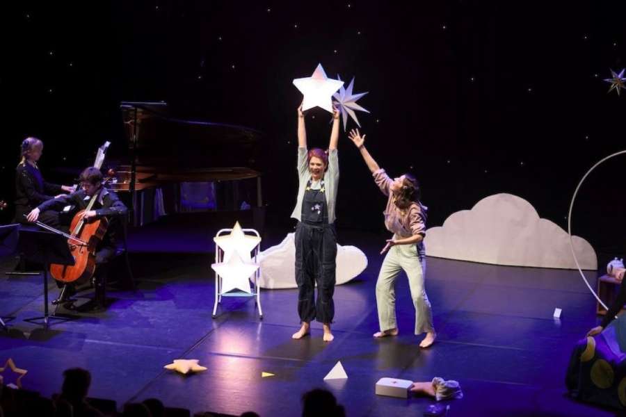 kideaz copyright event trifolion  dmina an dstrefra