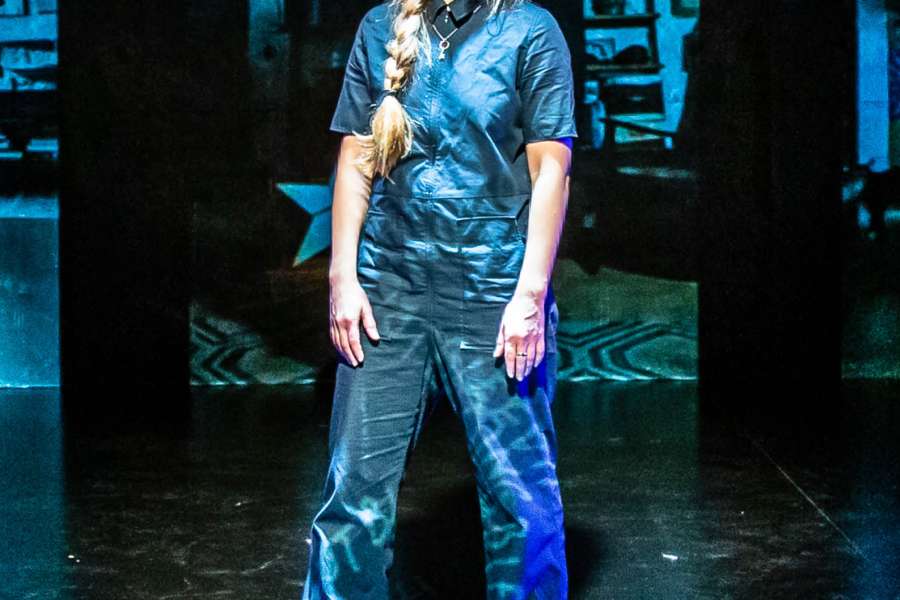 kideaz copyright event kinneksbond centre culturel mamer  when the bleeding stops