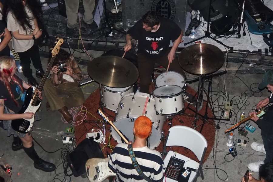 kideaz copyright event rotondes  they are gutting a body of water