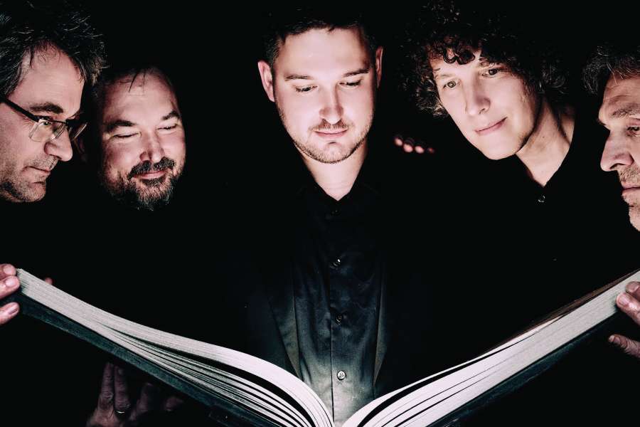 kideaz copyright event neimenster  los caminos de la cruz