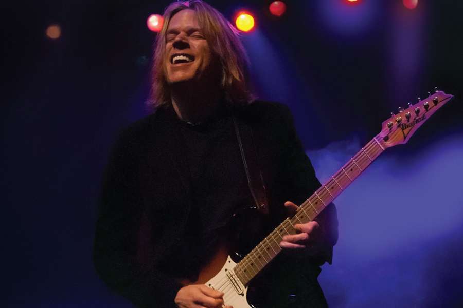 kideaz copyright event rockhal  andy timmons