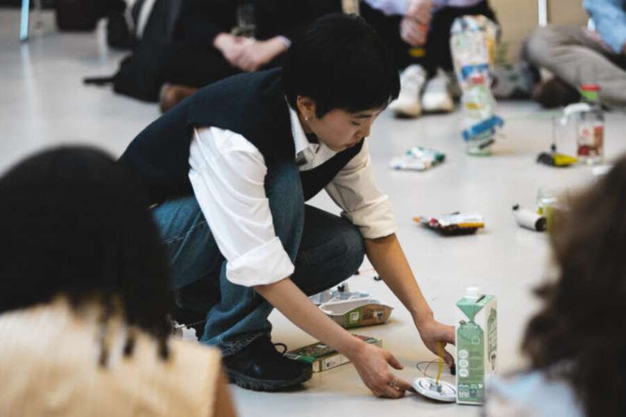 kideaz copyright event konschthal esch  family listening session trashes