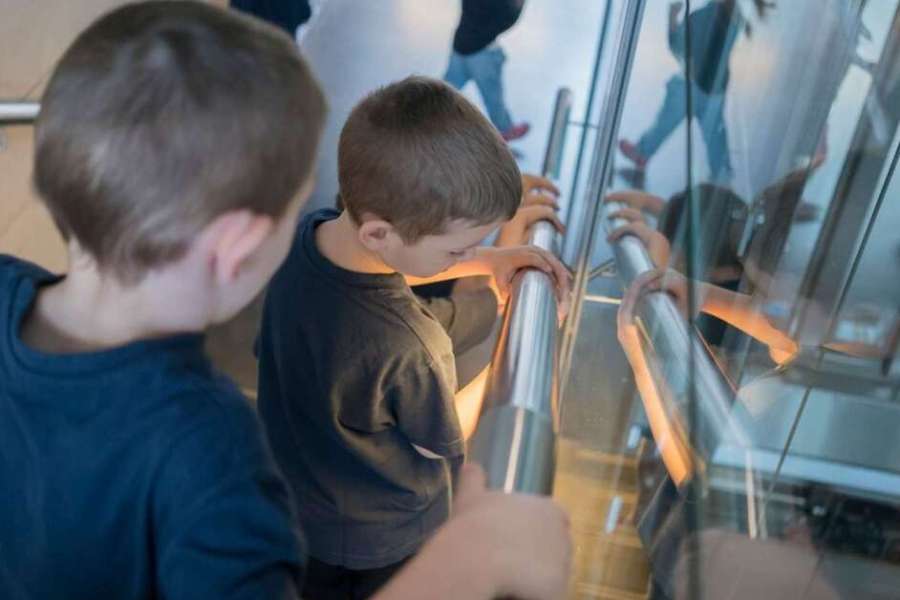 kideaz copyright event nationalmusee um feschmaart  follow me