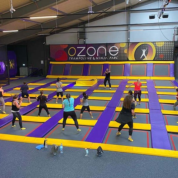 kideaz ozone trampoline ninja parc foetz cours fitness